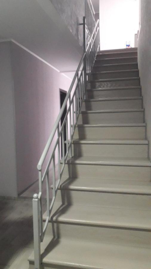 Guest House Max Khmel'nyts'kyy Exterior foto