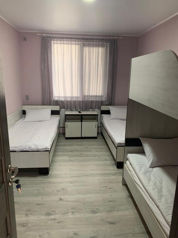 Guest House Max Khmel'nyts'kyy Exterior foto