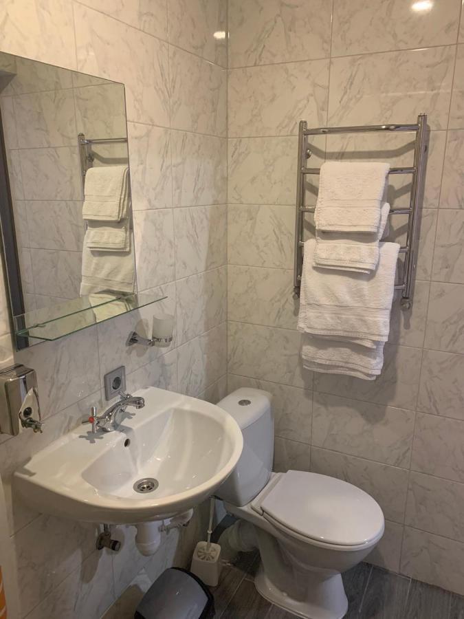 Guest House Max Khmel'nyts'kyy Exterior foto
