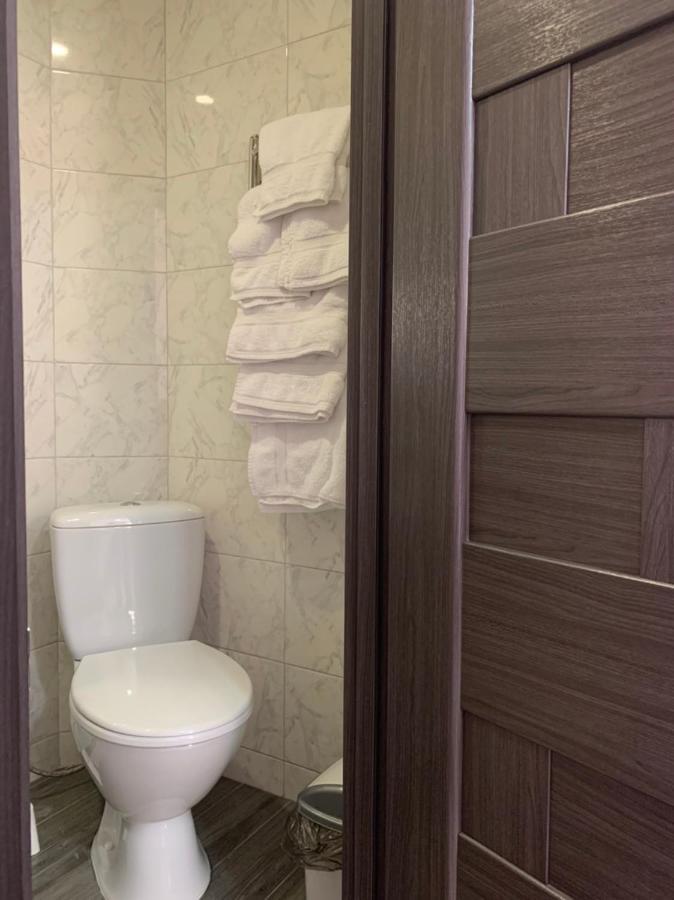 Guest House Max Khmel'nyts'kyy Exterior foto