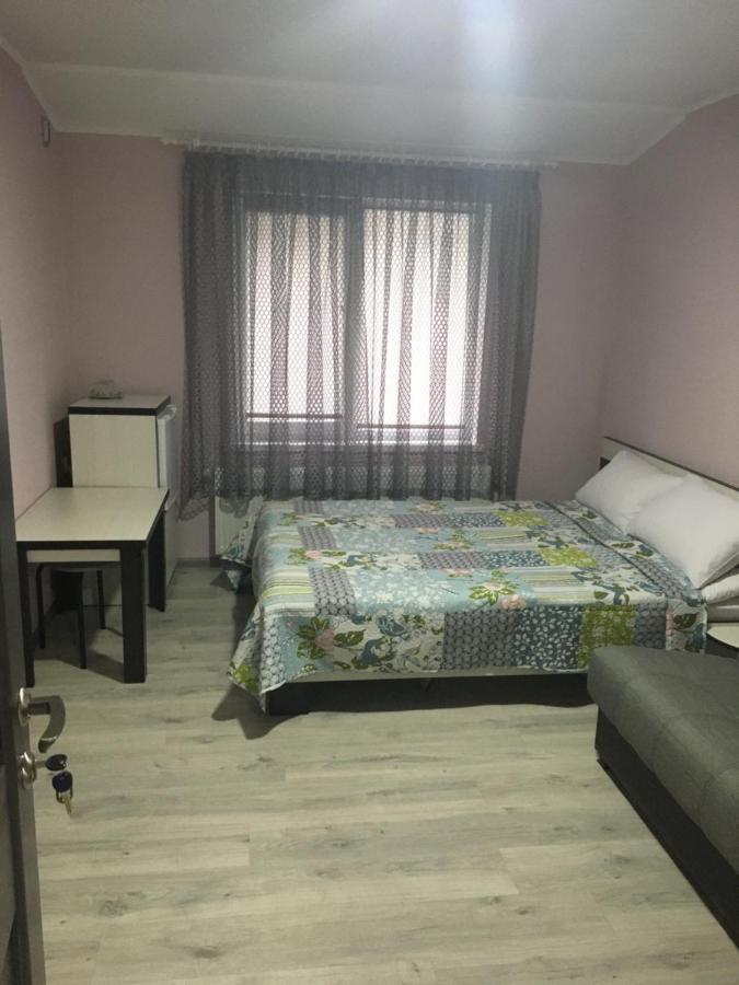 Guest House Max Khmel'nyts'kyy Exterior foto